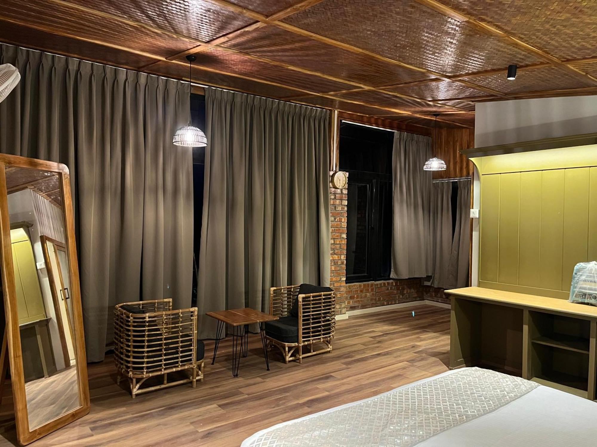 Hotel Cave Hill By Ferns Āīzawl Esterno foto